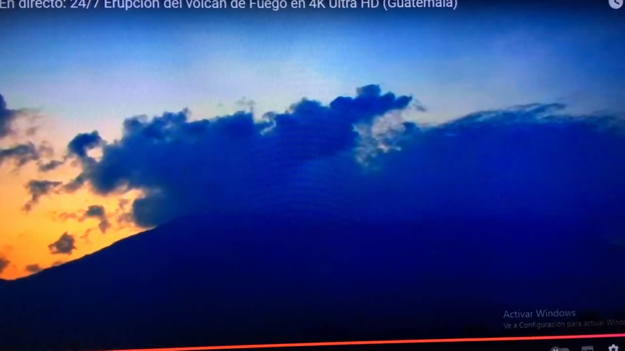 Un OVNI découvert dans les anneaux de Saturne grâce à un télescope