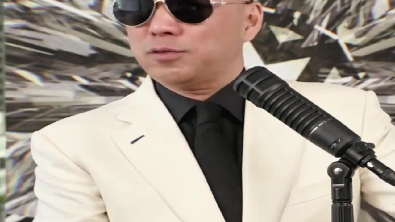 20220424文贵先生直播: #中共全球战略(包括美国):1. 扶持人上去(蓝金黄);2. 废了你;3. 左右掣肘,让你左右手都是中共的人,废掉你一半儿力量!
