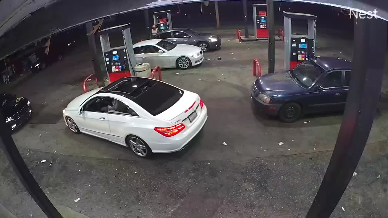 Shooting In The Gas Station In Memphis Tennessee