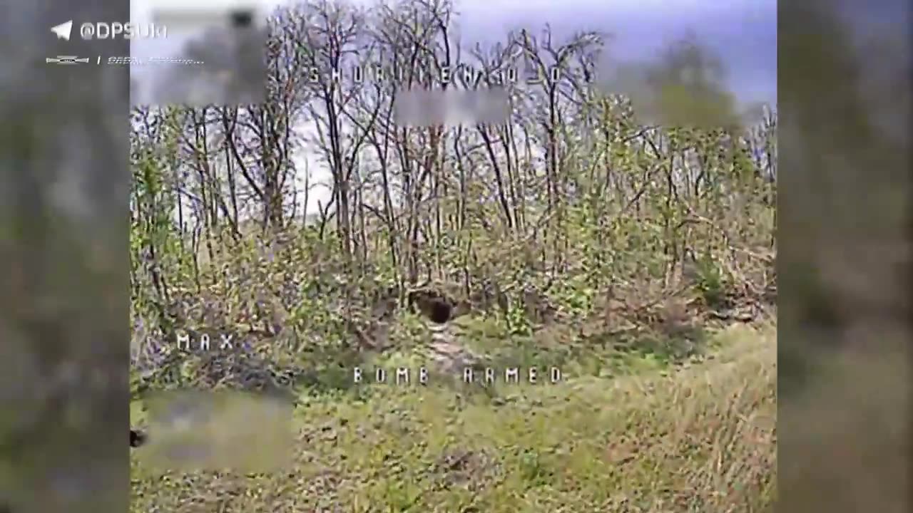 💥 In the Kharkiv region, border guards-UAV operators destroyed enemy transport