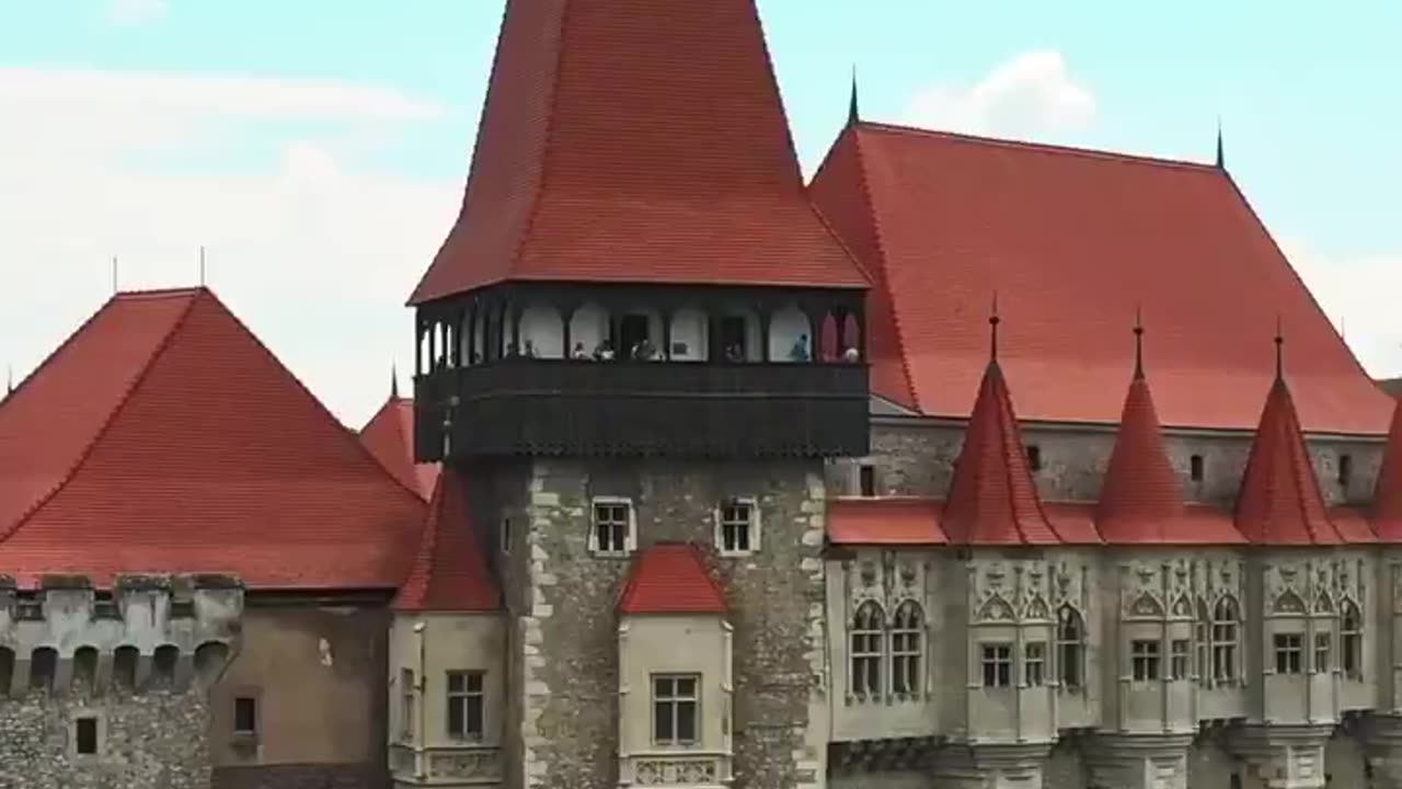 🇷🇴 HUNEDOARA CASTLE, SOUTHWEST OF HUNEDOARA, ROMANIA