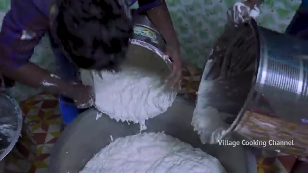 1000_IDLI_with_MUTTON_KULAMBU___Best_Combination_Village_Recipes___1000_Idlis_Cooking_in_Village