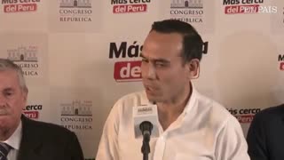 tipo siguiendo y disparando contra el blanco, mafia lavajato atentado