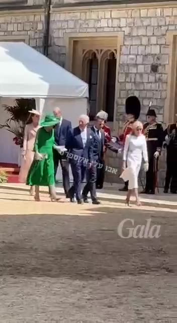 Frankreichs First Lady verweigert erneuert die Hand ihres Ehemanns