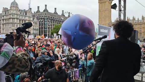 JD Vance balloons stage diving at the Stop Trump protest in Parliament square, London