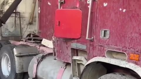 🚘💥 Ukraine Russia War | Russian Glider Bomb Hits Retro Car Museum in Dnipro | RCF