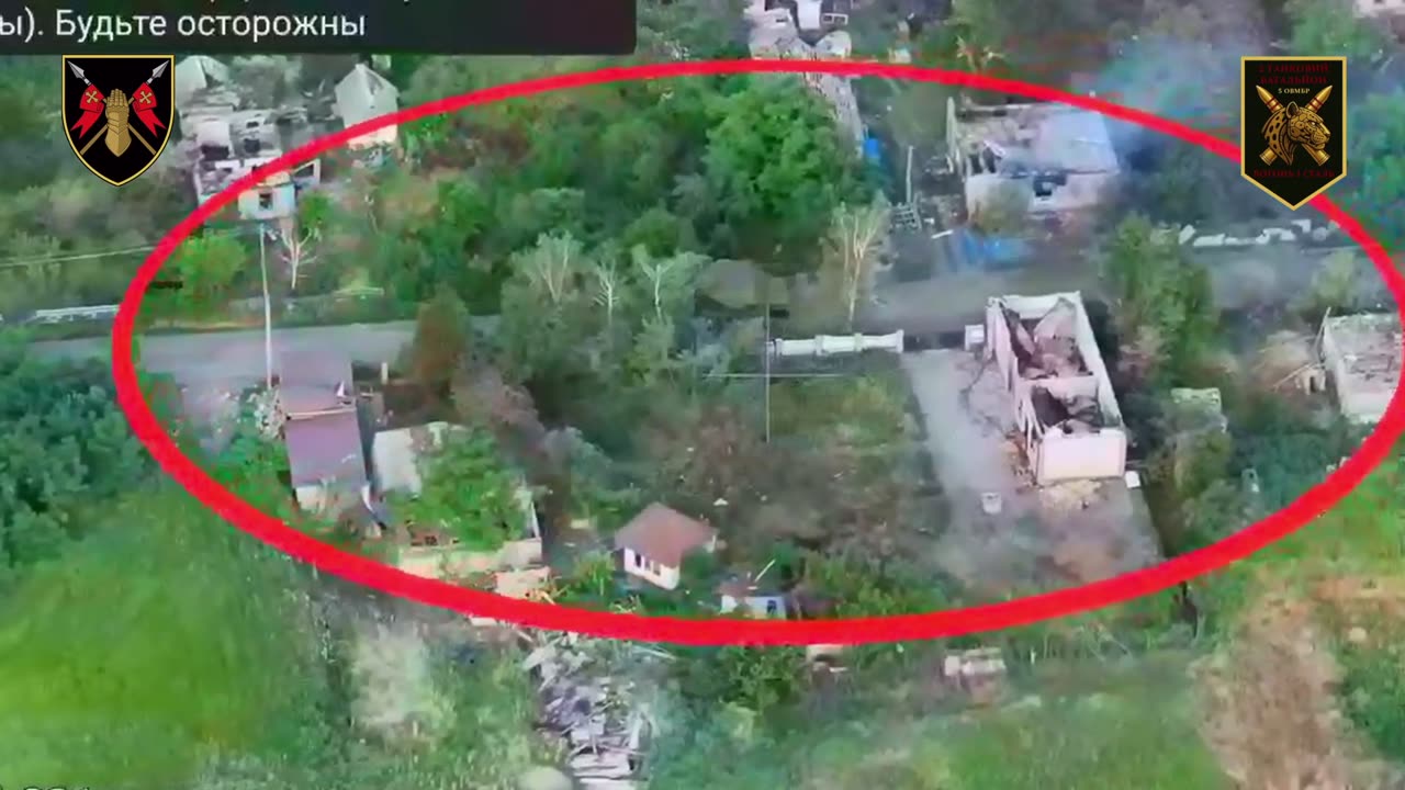 Ukrainian Tank Lighting Up Russian Positions in Toretsk