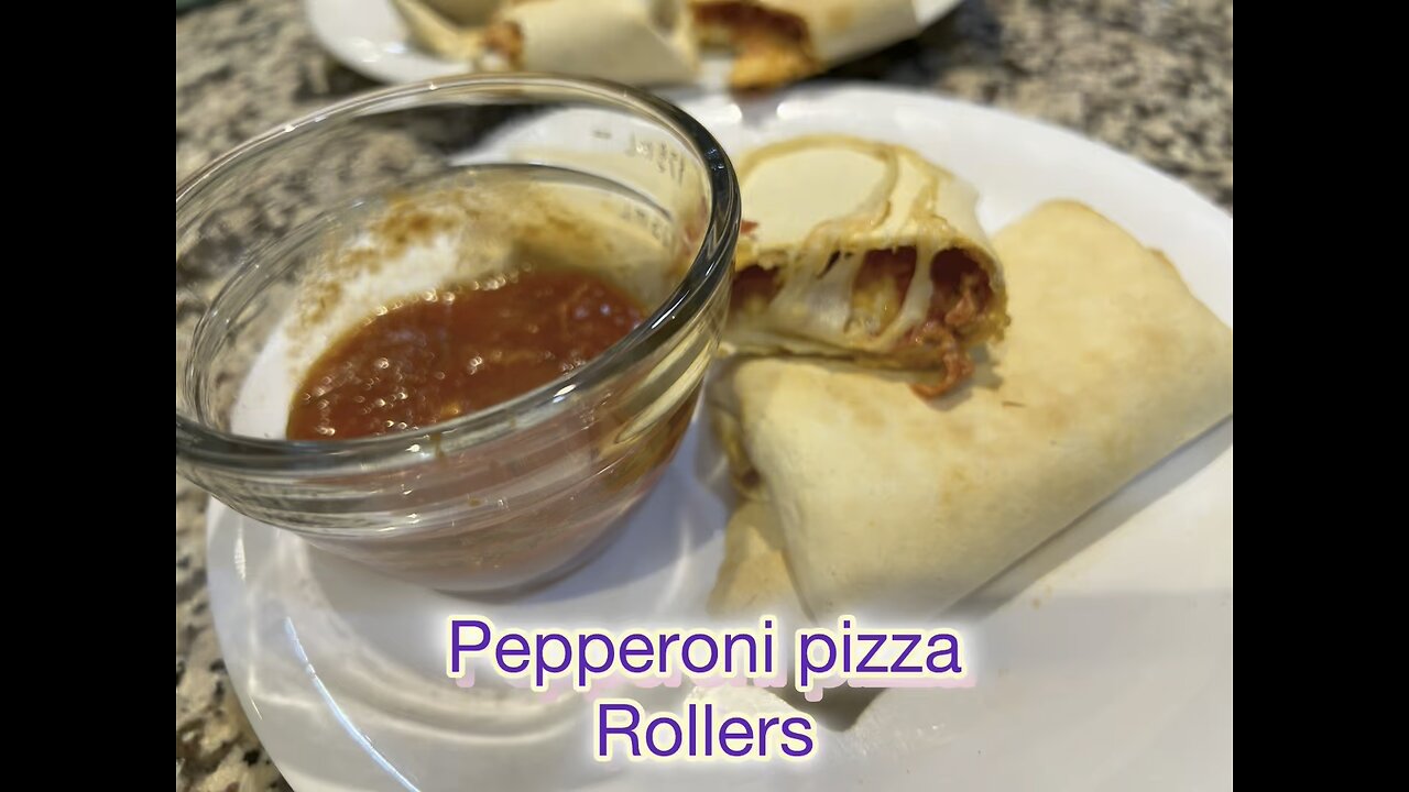 Low carb high protein pizza rollers