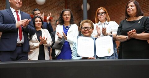 LA Mayor Karen Bass Breaches Title 8, U.S.C. 1324(a)