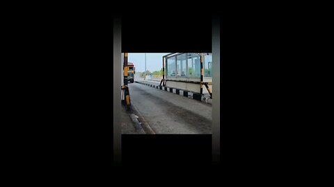 Bangladeshi BCS driver 😂😂