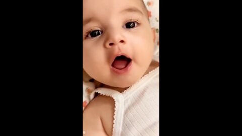 Cute 🥰 Baby trying to say something ❣️ #shorts #trending #babyshorts