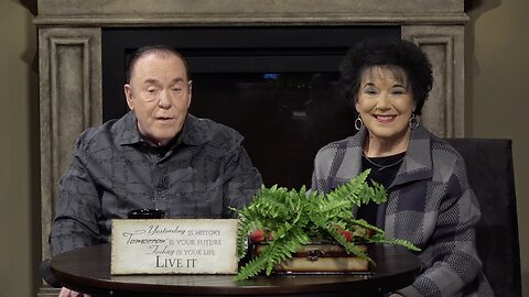 RHEMA Praise: "Walking With God" | Pastor Kenneth W. Hagin