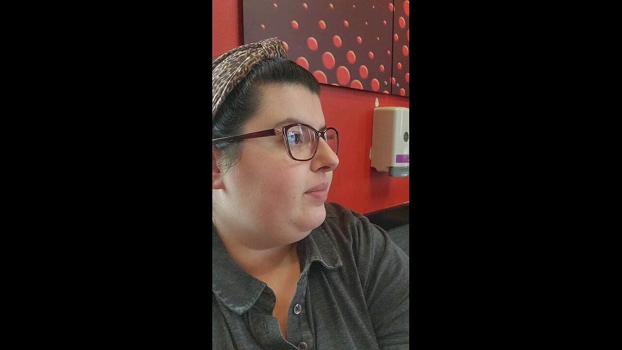 get out of my sandwich 😆