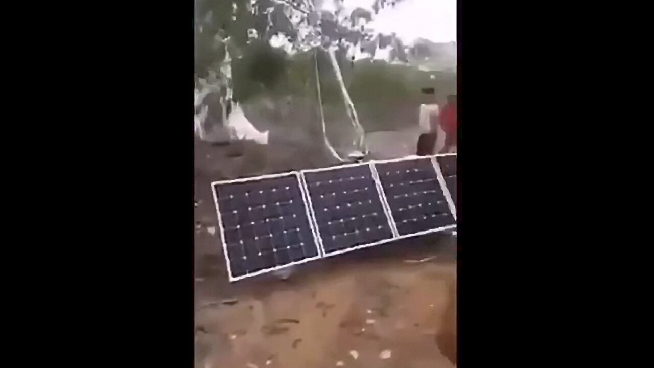 A Sateloon🛰️ Crashes To The Earth