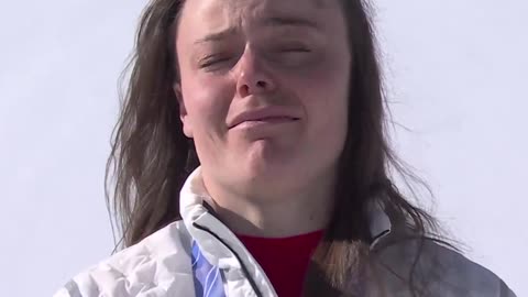 Downhill Gold Medalist Breezy Johnson Breaks Down in Tears During National Anthem