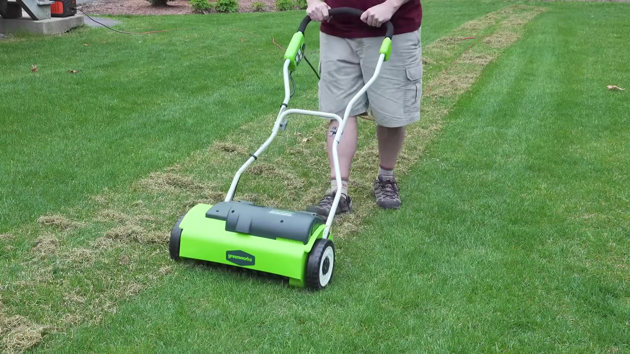 How to DETHATCH an UGLY LAWN - CHEAP