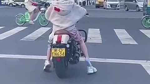 😱👠 She Pulls Up Her Sock at the Crossroads - What's Wrong with This Picture? | FunFM