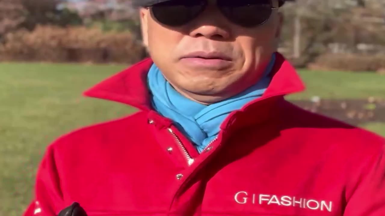 20221124文贵先生GETTR¹： #感恩：美国三权鼎立，国会、白宫、参议院、众议院。美国第一修正案，媒体自由几乎是最大权利。任何人剥夺这个权利，后果不堪设想。