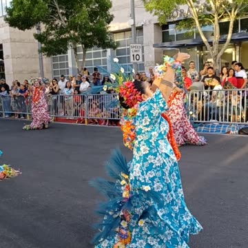 LEI PARADE