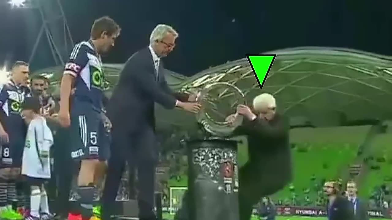 "27 Seconds Of Pure Football Comedy"