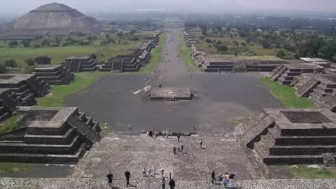 Tunnels and Chamber Discovered Beneath Mexican Pyramid of the Moon