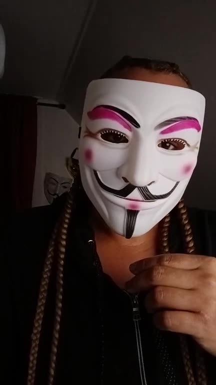 CON LA PRUEBA PCR POR LA NARIZ INTRODUJERON DIMINUTOS GUSANOS QUE ATACAN EL CEREBRO