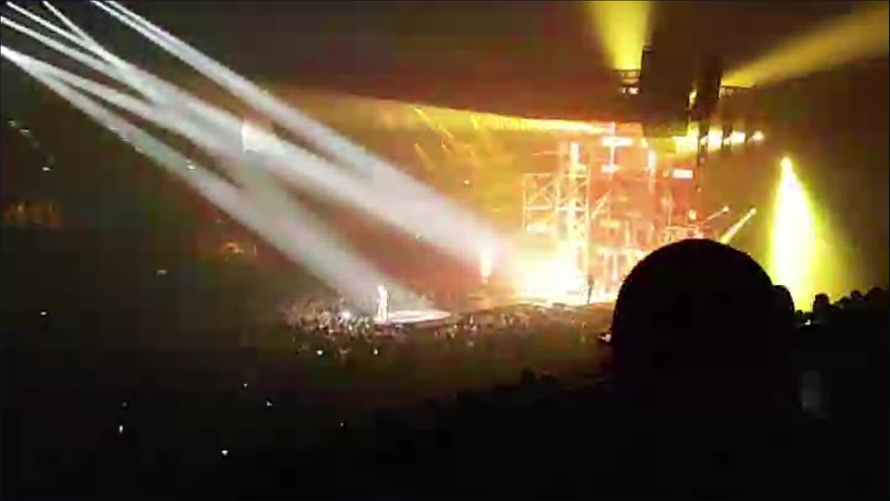disturbed Las Vegas irl MGM garden arena