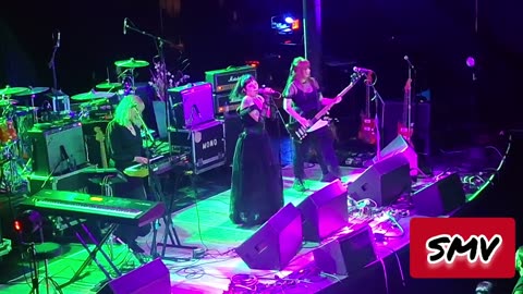 #ShittyMillennialVideos 📱📹🎬 Kaelan Mikla - Sólstöður ❄️🏔️ @ Roseland Theater Portland, OR 03/10/2025