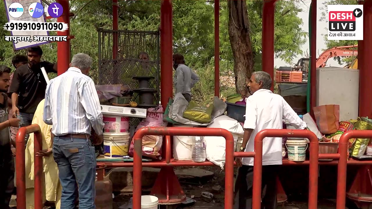 ऐसे विकास पर तो थूकता है भारत! घर पर चला बुलडोज़र बस स्टॉप पर रह रहे बुज़ुर्ग | Desh Live