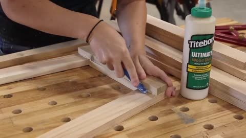 Build a Rocking Chair: Simple & Stunning DIY Project