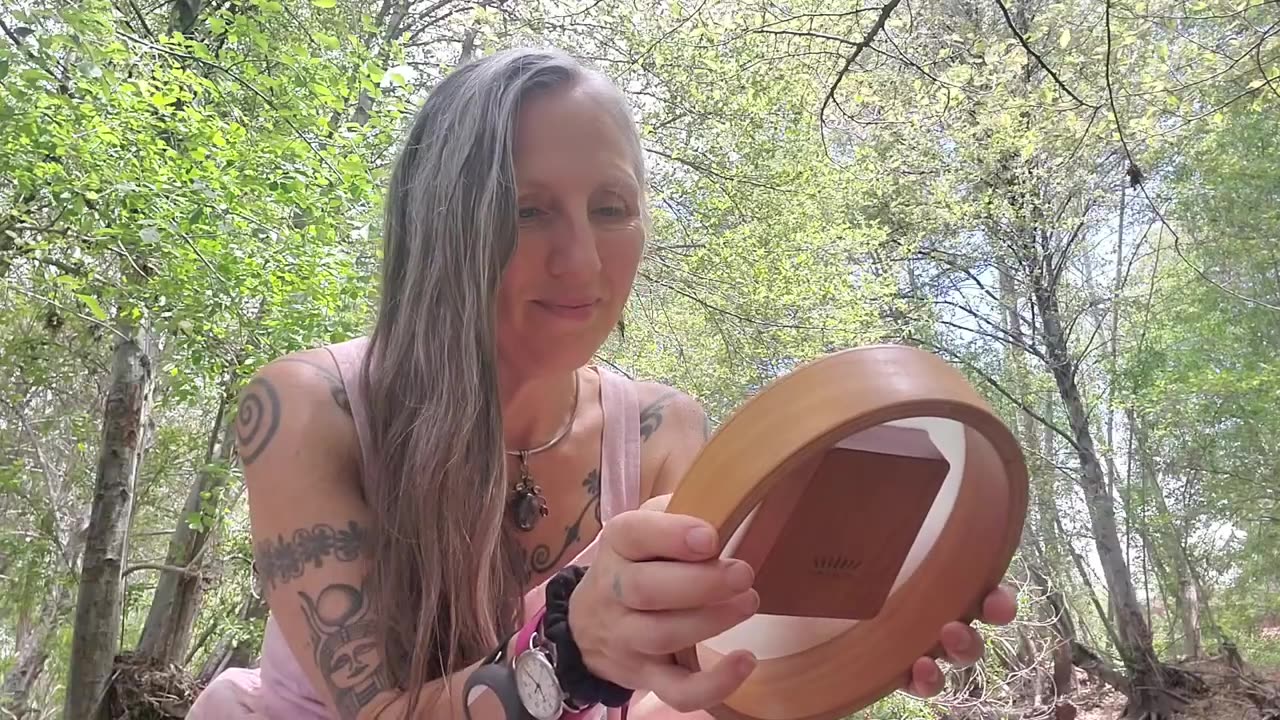 Sansula, vocals, birds & river. presence & improv - musical meditation soundhealing