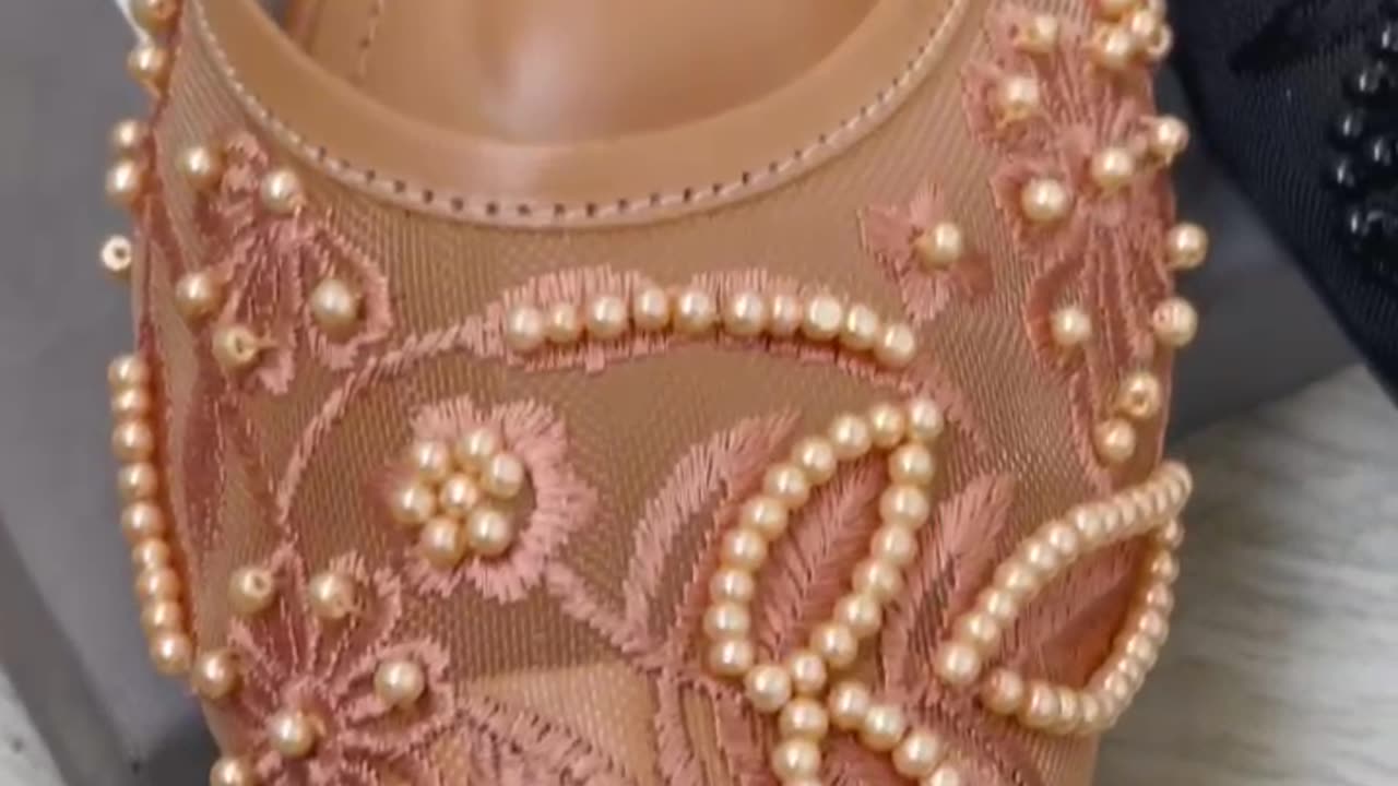 ZARA EMBROIDERED FLAT PUMPS