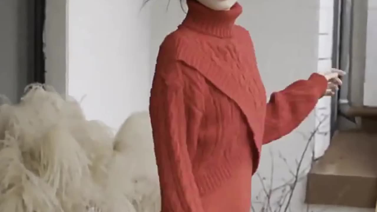 Luxurious Women's Red Sweater – A Perfect Blend of Elegance and Warmth