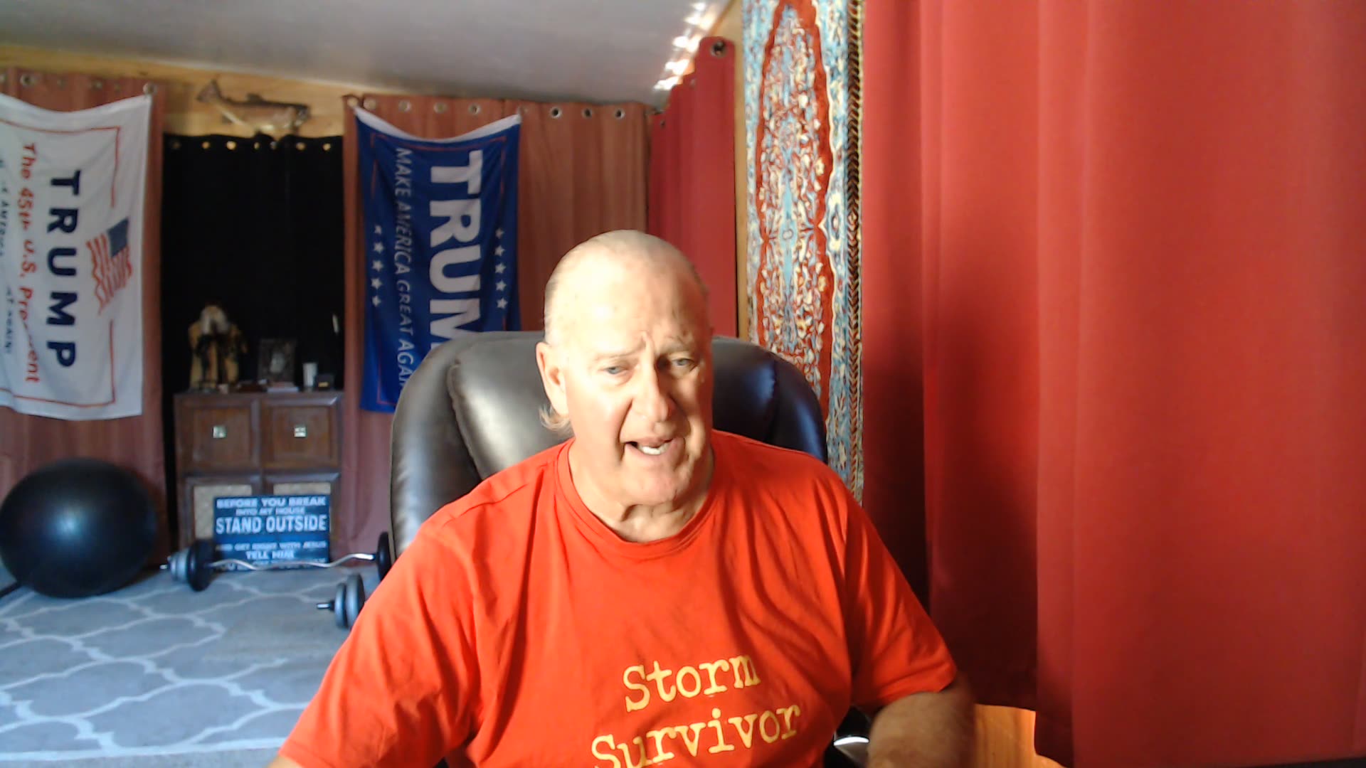 Boys SUSPENDED for Objecting to Sharing Locker Room with a Female Pretending to Be Male/Trump Summons Red State Guardsmen to DC After Learning of DC Guardsmen Planning to MUTINY