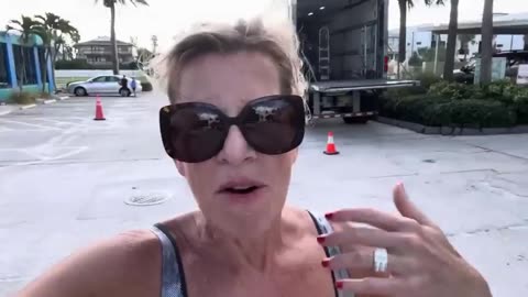 BRITS ARE FROG BEING SOFTLY BOILED [2025-09-30] - KATIE HOPKINS