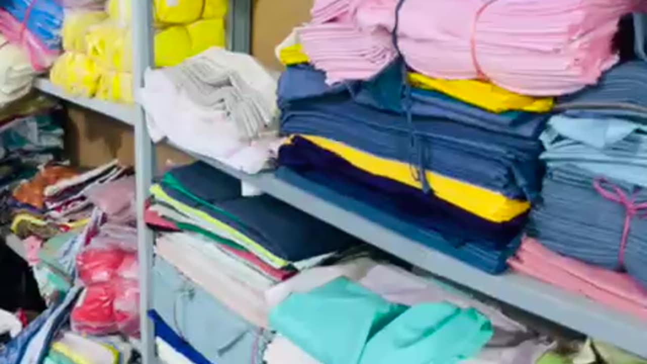Mix brand trouser