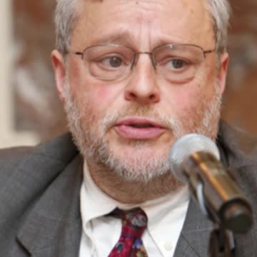 NYU Law Professor Supports Trump’s Challenge to Birthright Citizenship