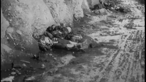 [PATHE NEWSREEL EXCERPTS] - [PATHE NEWSREEL EXCERPTS] - cbs-cbswwi-210