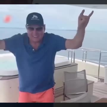 Martinelli en el lujo: exilio en yate desde Colombia