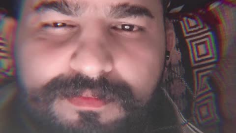 Abad Rahe muskraht meri