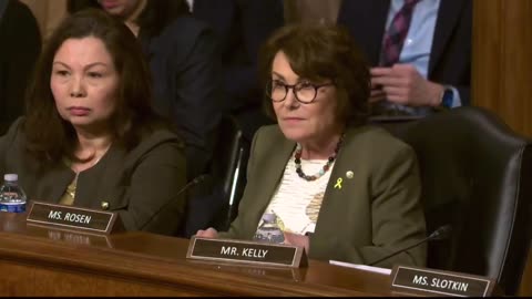 'I don't appreciate the smirk': Dem senator torches 'feckless' Pete Hegseth
