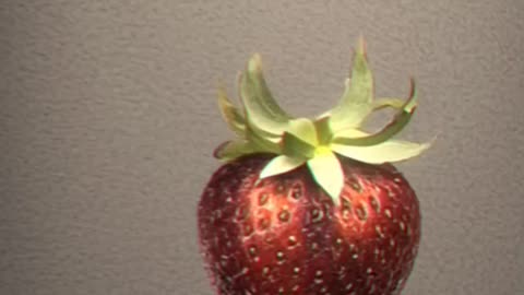 Think you know your fruits? Think again! 🍌🍓