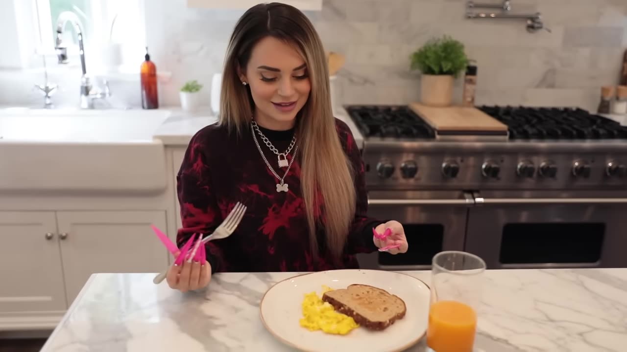 WEARING SUPER LONG ACRYLIC NAILS For 24 Hours Challenge! - YouTube