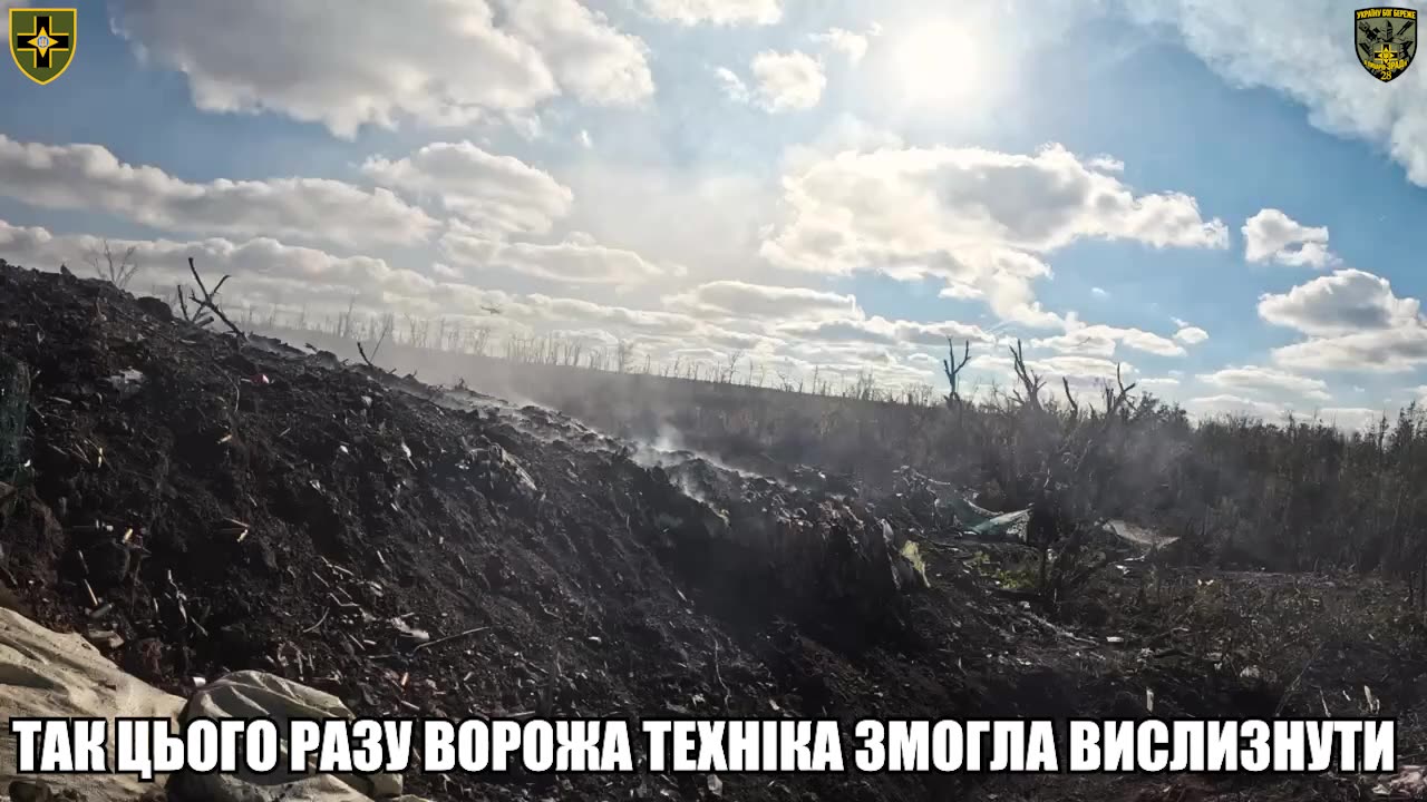 Ukrainian Soldier Fires MANPADS at Russian KA52 Attack Helicopter