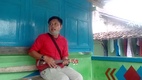 “Strumming Happiness: The Joy of Ukulele Music