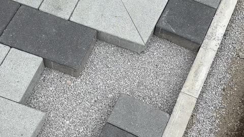 Satisfying Block Paving Placement