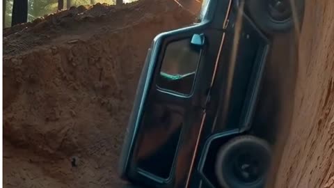 How Did This G-Wagon Get Stuck Like This? Stunt, Fail, or CGI?