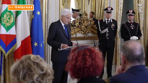 Mattarella:'UE pilastro di sicurezza,complementarietà con la NATO' Lo ha detto il presidente della Repubblica,Mattarella,ricevendo al Quirinale una delegazione dell'Assemblea Parlamentare della NATO,in occasione del 70° anniversario
