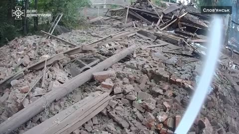 🚑🔥 Ukraine Russia War | First Responders Clear Aftermath of Russian Shelling in Sloviansk | RCF