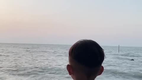 🌊 Watching the Waves | Relaxing Ocean Vlog ✨☀️